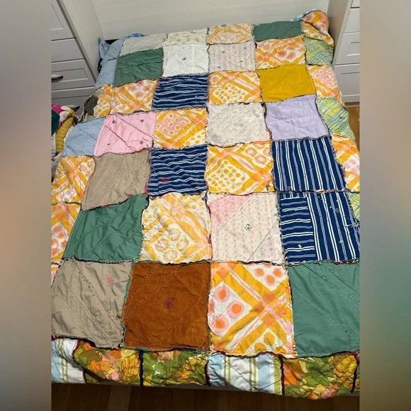 Vintage Cutter/Scrap Quilt Handmade Quilt - Picture 12 of 16
